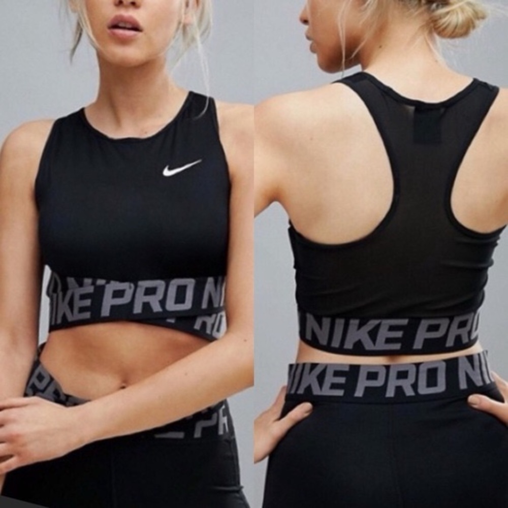 Nike‎ Black and White Intertwist Pro Sports Top Bra